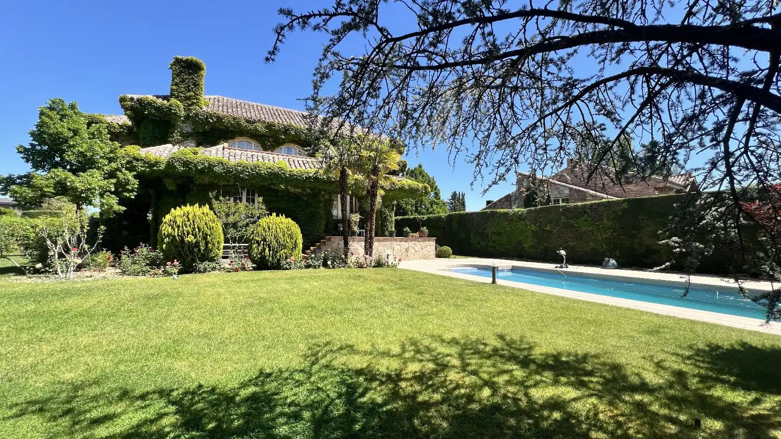 Jardí de Casa o xalet en venda en Villanueva de la Cañada amb Aire condicionat, Calefacció i Terrassa