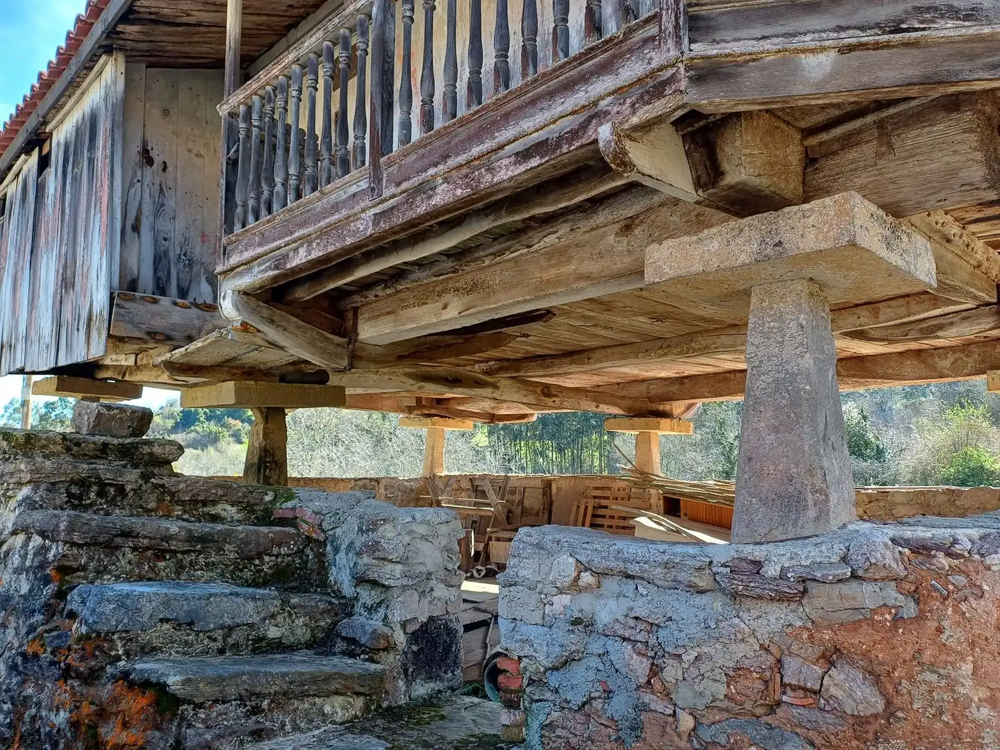Vista exterior de Casa o xalet en venda en Illas amb Terrassa, Traster i Piscina