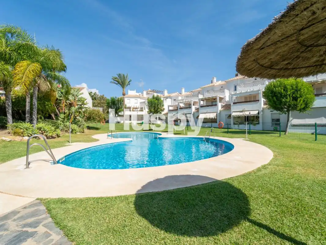 Casa aparellada amb terrassa en venda a Urbanizacion Arroyo Las Cañas, imagen 27