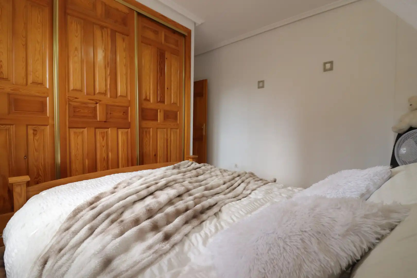 Dormitori de Casa o xalet en venda en Daya Vieja amb Terrassa i Traster