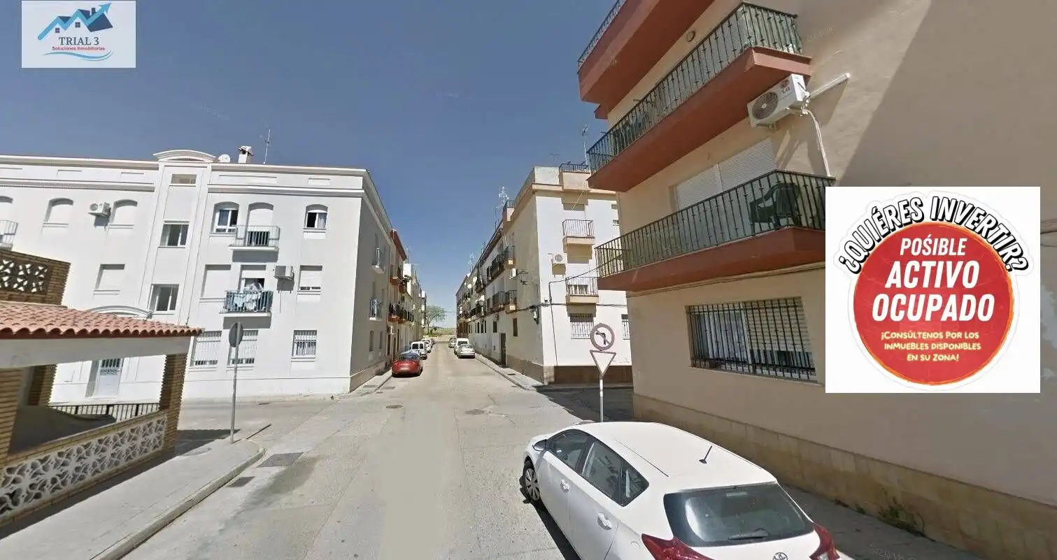 Gewerbefläche zum Verkauf in Calle de la Galaroza