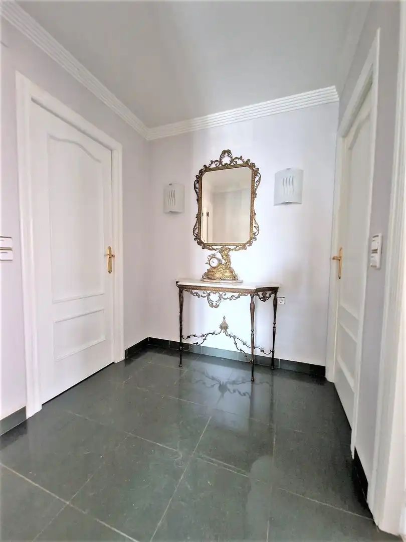 Piso en venta en La Viña