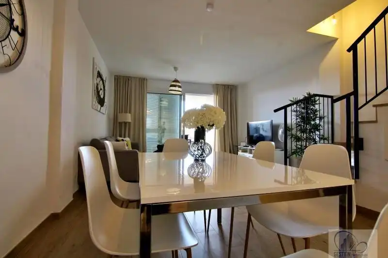 Comedor de Casa o chalet en venta en Santiago del Teide con Alarma y Piscina comunitaria