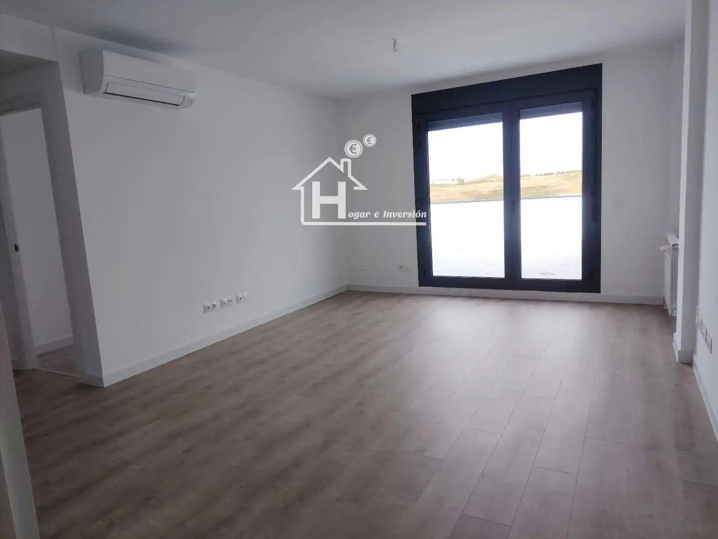 Penthouse with pool to rent in Robledal, imagen 3