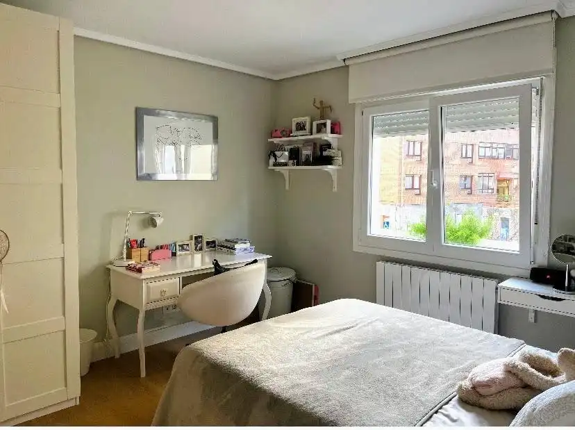 Bedroom of Flat for sale in Getxo   with Heating and Storage room