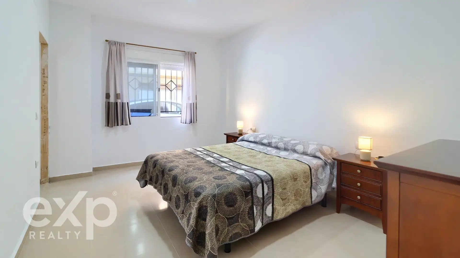 Habitación de Casa o chalet en venta en Algemesí con Aire acondicionado, Terraza y Trastero