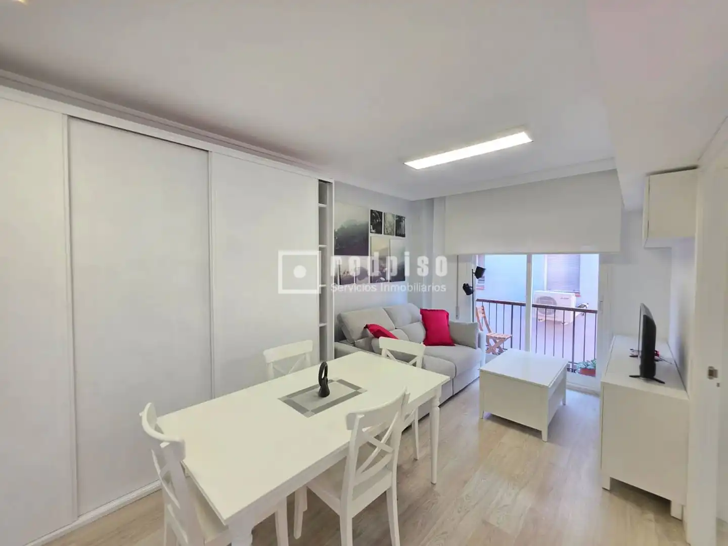 Schlafzimmer von Wohnungen zur Miete in Madrid mit Klimaanlage, Heizung und Terrasse
