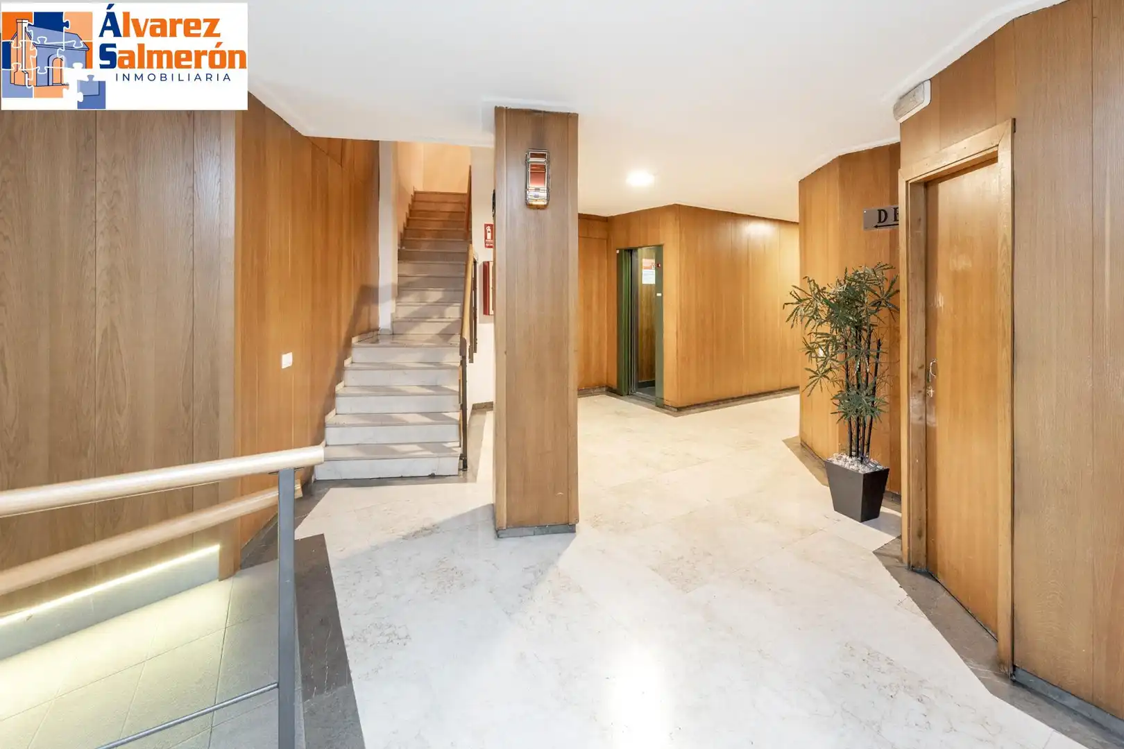 Flat with terrace for sale in Calle Calle Tejeiro, imagen 25