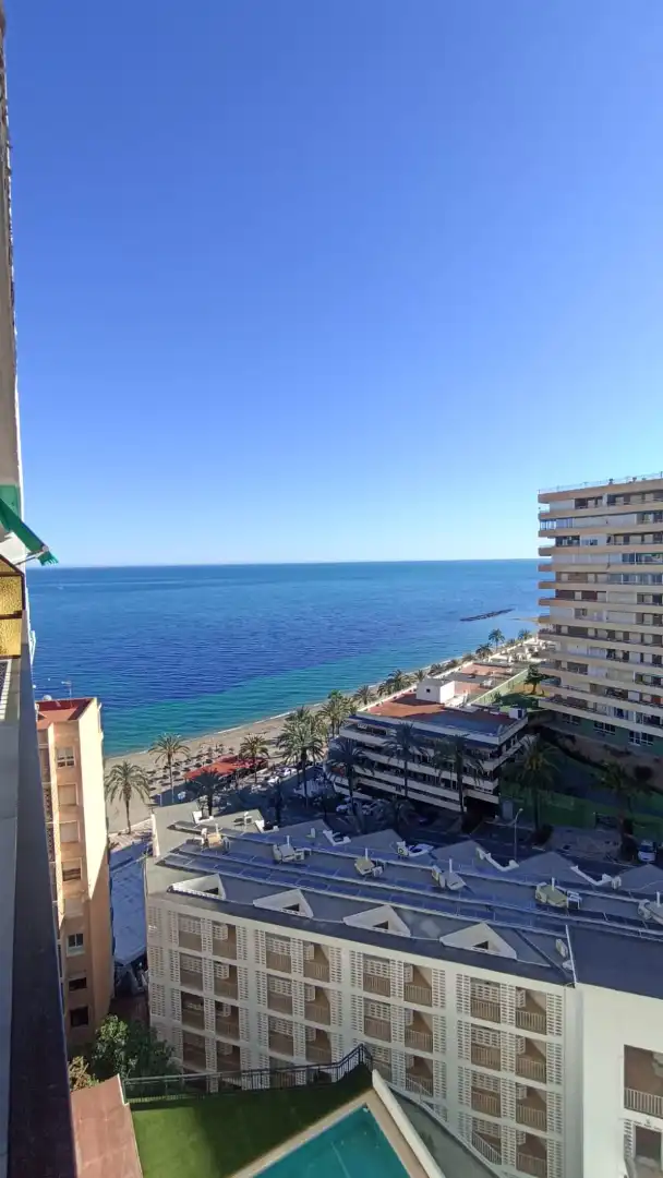 Außenansicht von Wohnungen zum Verkauf in Roquetas de Mar mit Klimaanlage, Parkett und Terrasse