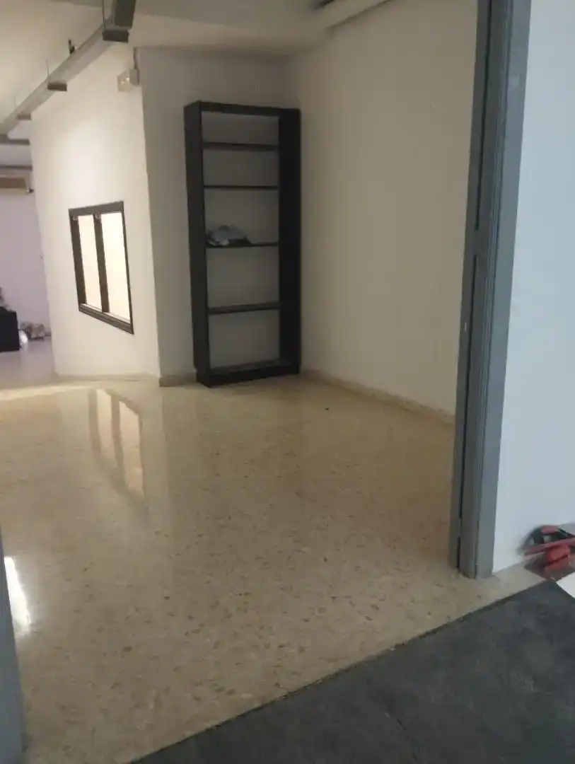 Commercial properties for rent in Gines  with Air Conditioner