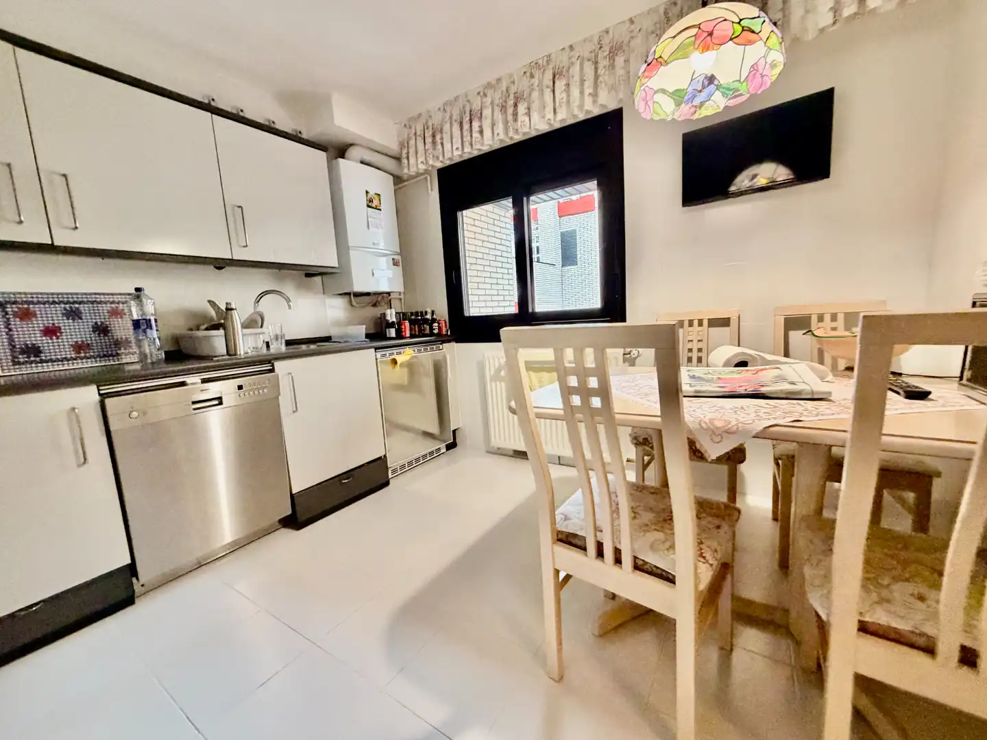 Cocina de Dúplex en venta en Leganés con Aire acondicionado, Calefacción y Jardín privado