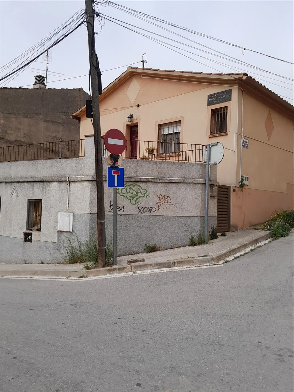 Exterior view of Flat for sale in Parets del Vallès  with Terrace and Swimming Pool