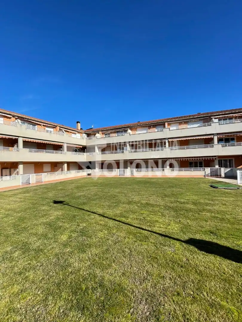 Vista exterior de Apartamento en venta en Alesanco con Calefacción, Terraza y Trastero