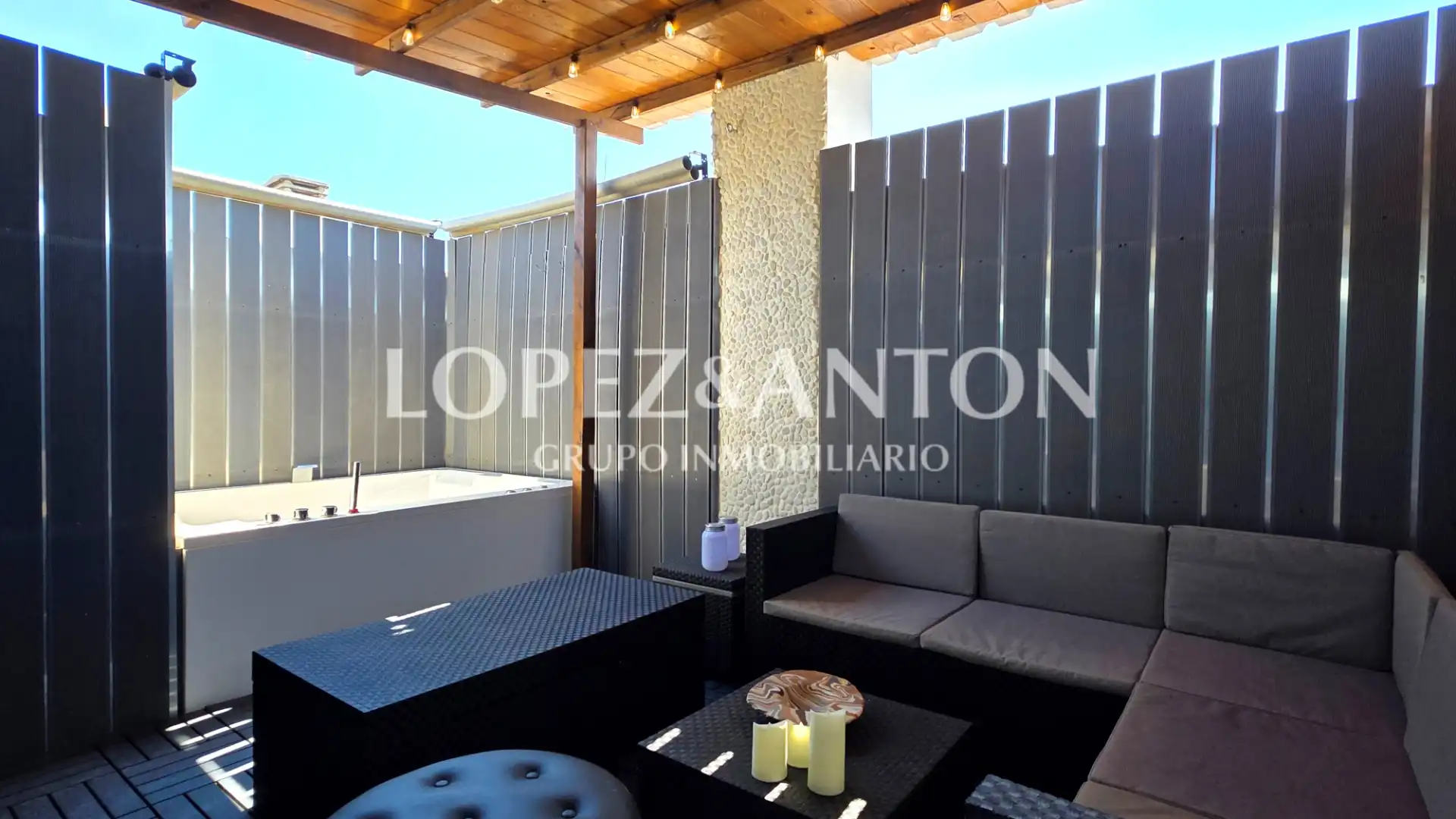 Terraza de Dúplex en venta en Pueblo