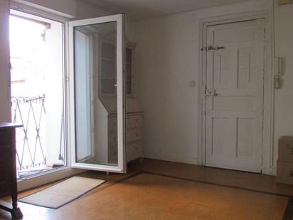 Flat for sale in  Madrid Capital  with Balcony