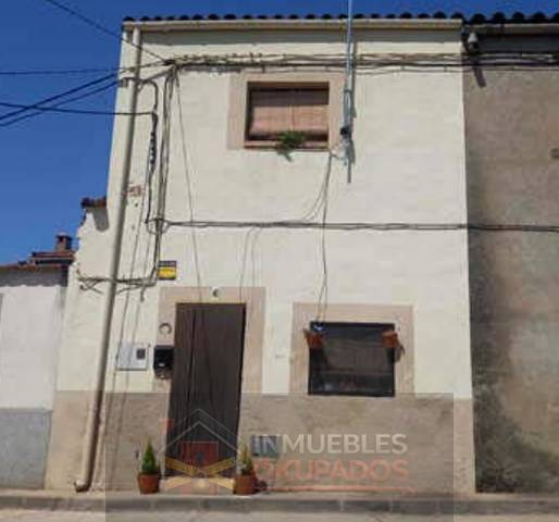 Casa-chalet en Venta en  General Perez Vazquez en Casillas de Coria