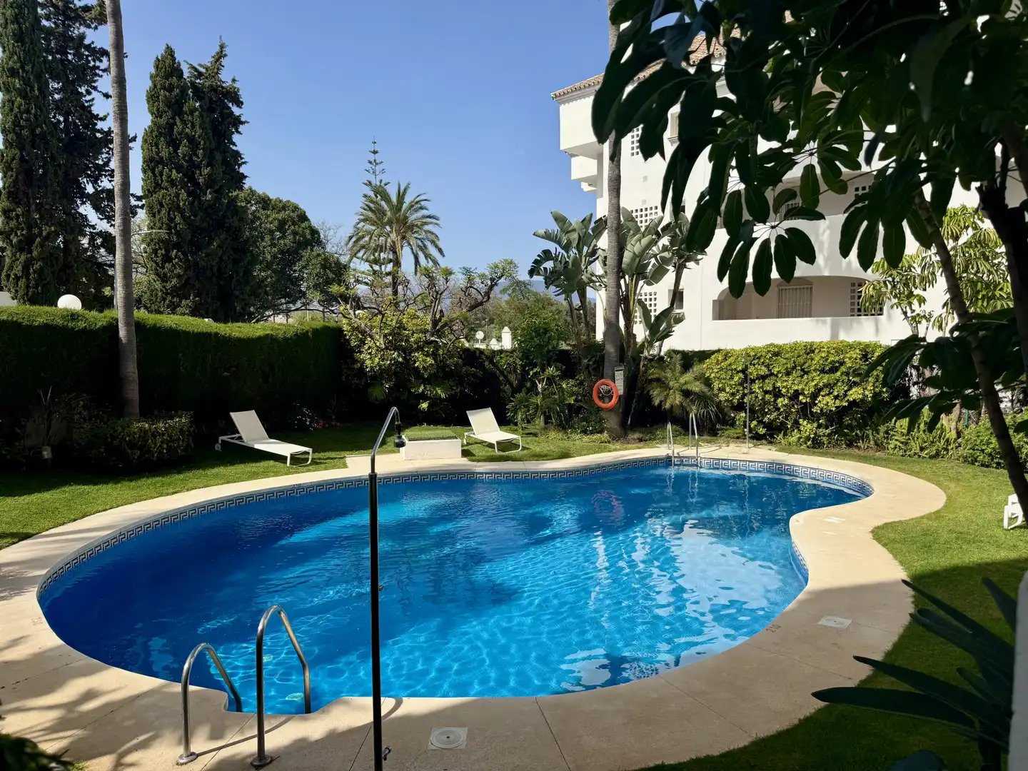 Piscina de Àtic en venda en Marbella amb Aire condicionat, Terrassa i Piscina