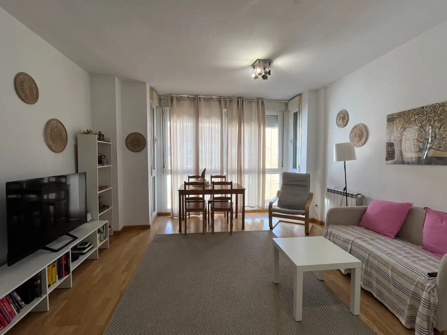 Living room of Flat for sale in Torrejón de Ardoz  with Air Conditioner, Heating and Private garden