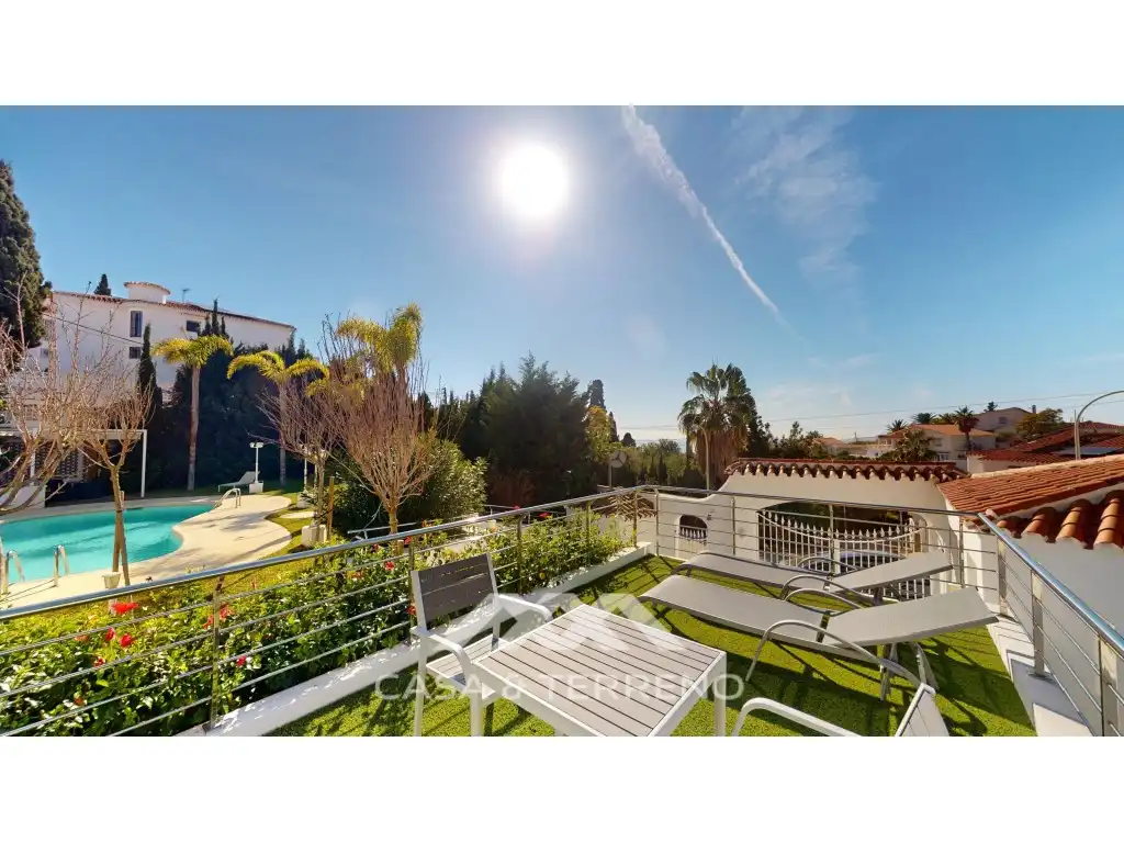 Terrassa de Casa o xalet en venda en Vélez-Málaga amb Aire condicionat, Jardí privat i Terrassa