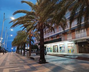 Vista exterior de Local en venda en Oliva amb Aire condicionat