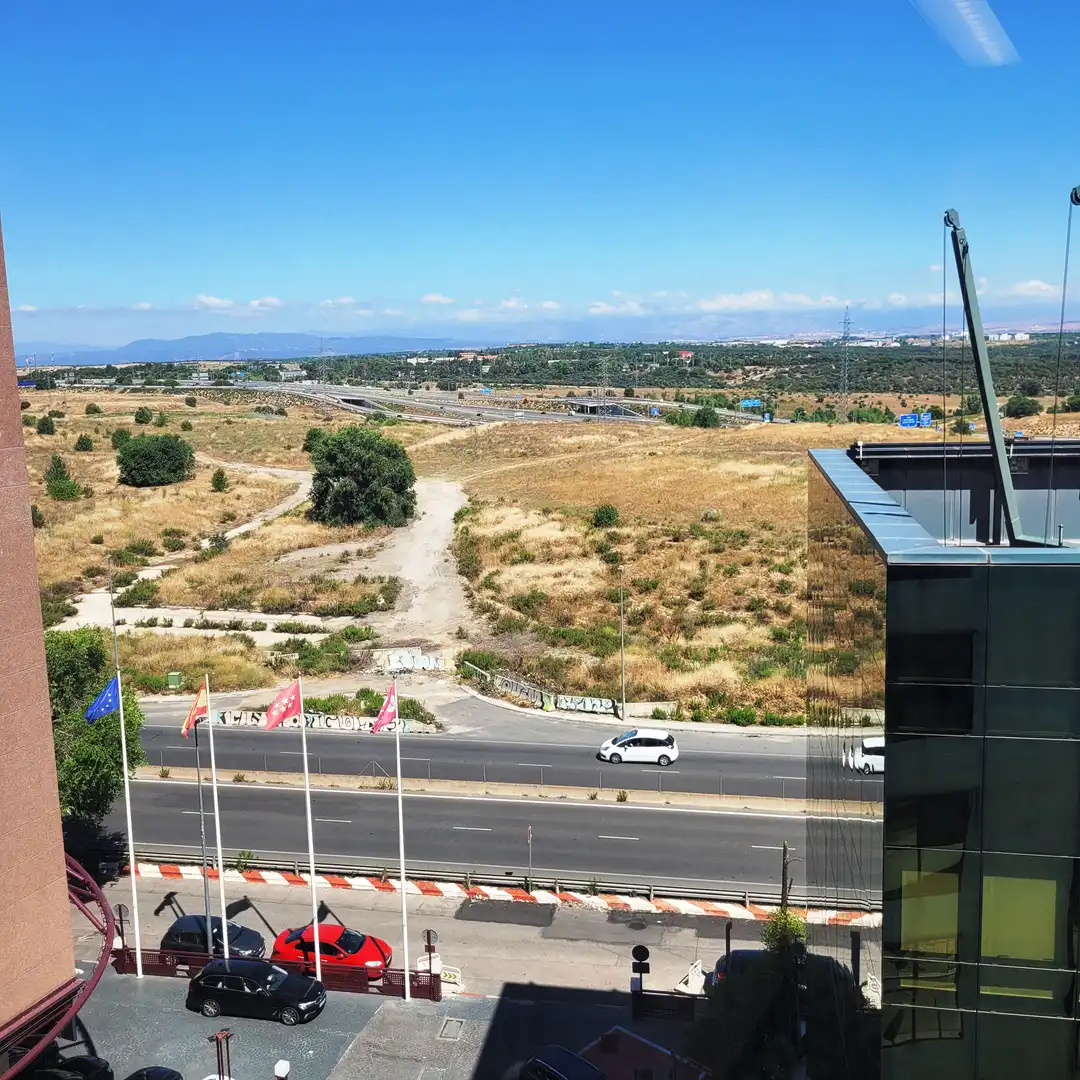 Local de alquiler en Madrid con Aire acondicionado, Calefacción y Alarma