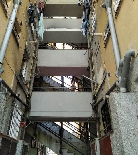 Foto 2 de Pis en venda a C/ Cáceres, Sant Roc, Badalona