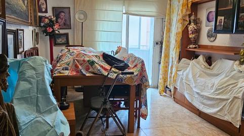 Foto 4 de Pis en venda a Carrer del Poeta Llombart, Sanfeliu, L'Hospitalet de Llobregat