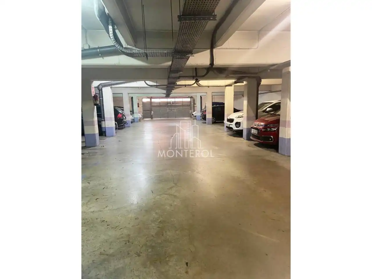 Parking of Flat for sale in Terrassa  with Air Conditioner, Heating and Terrace