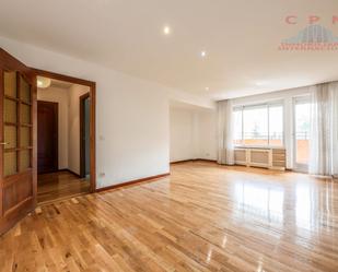 Living room of Flat to rent in  Madrid Capital  with Air Conditioner and Terrace