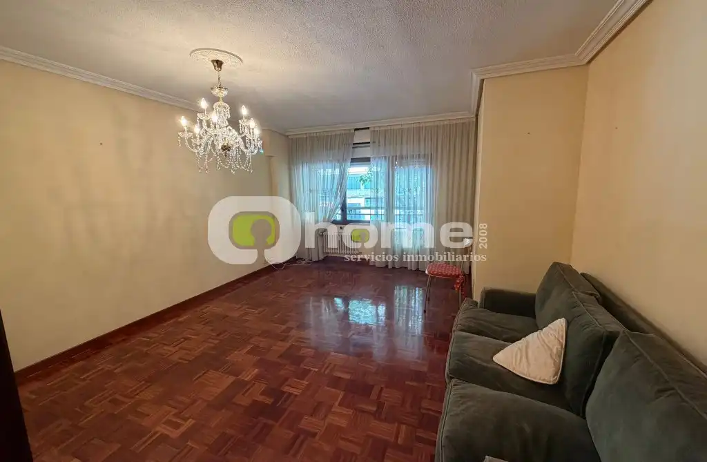 Living room of Flat for sale in Zamora Capital   with Air Conditioner, Heating and Parquet flooring