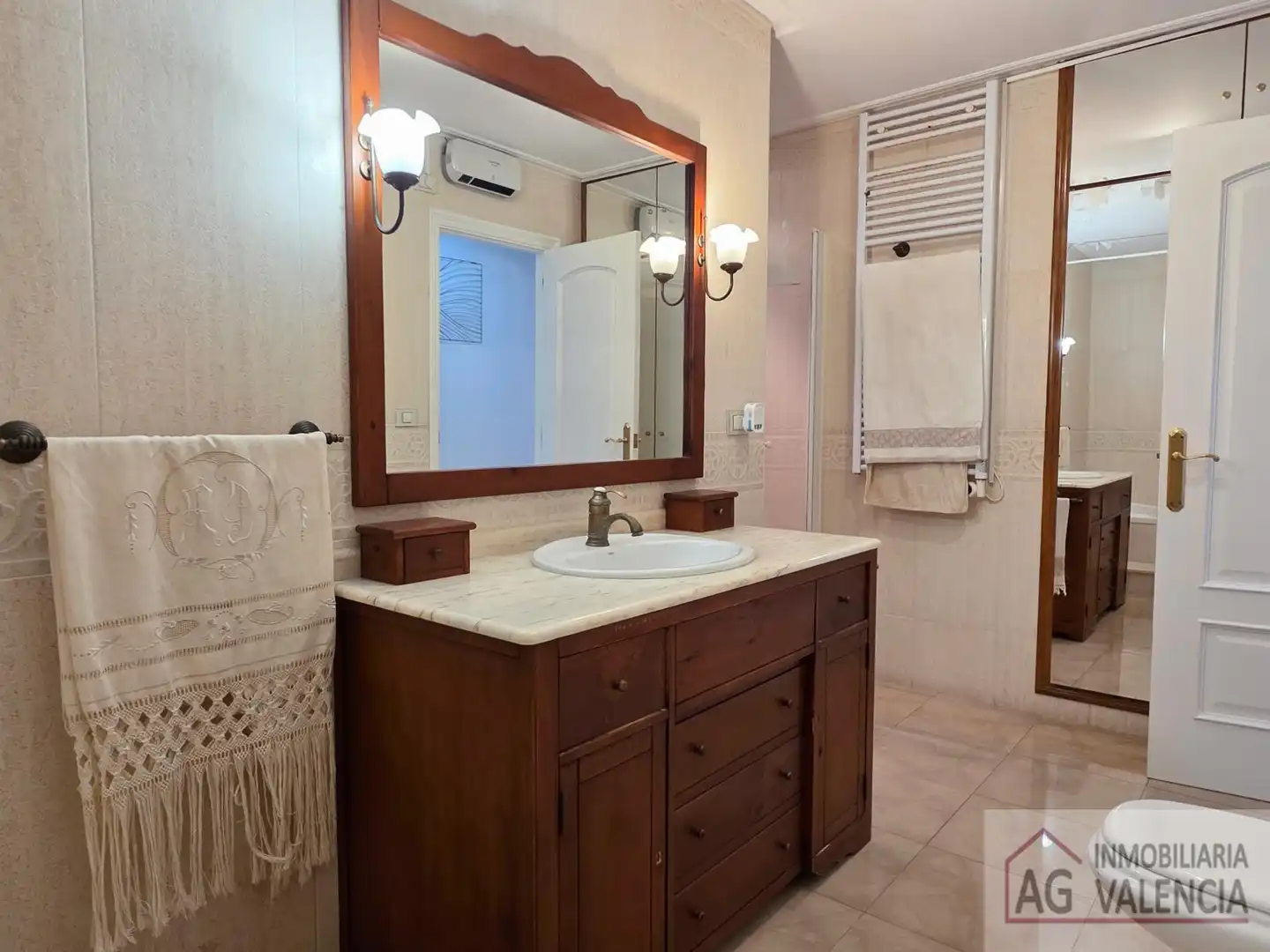 Badezimmer von Wohnung zur Miete in Almenara mit Klimaanlage, Heizung und Terrasse