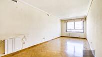 Living room of Flat for sale in  Madrid Capital  with Air Conditioner