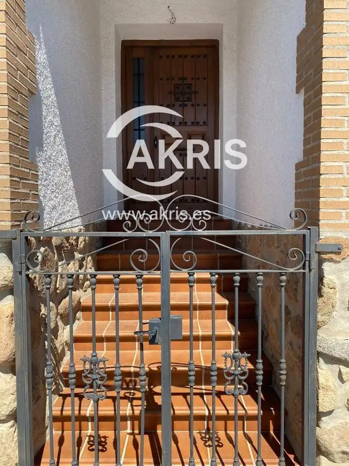Haus oder Chalet zum Verkauf in Calle Peña la Cobertera, Las Ventas Con Peña Aguilera