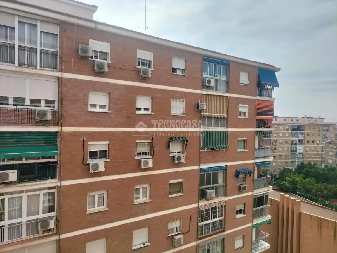 Vista exterior de Pis en venda en Málaga
