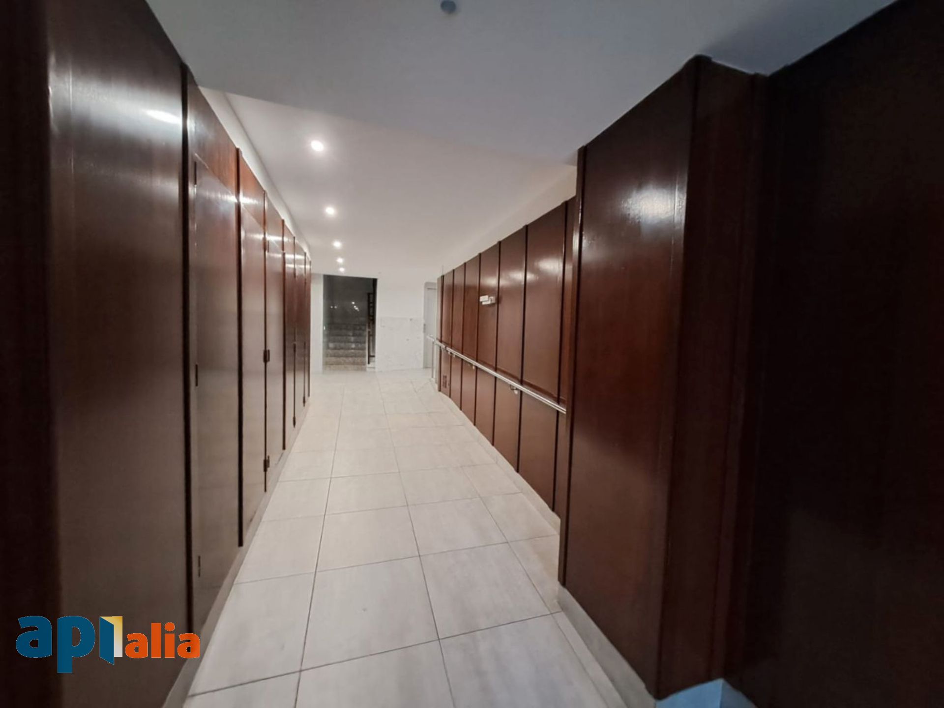 Bathroom of Flat for sale in Esplugues de Llobregat  with Heating, Parquet flooring and Furnished