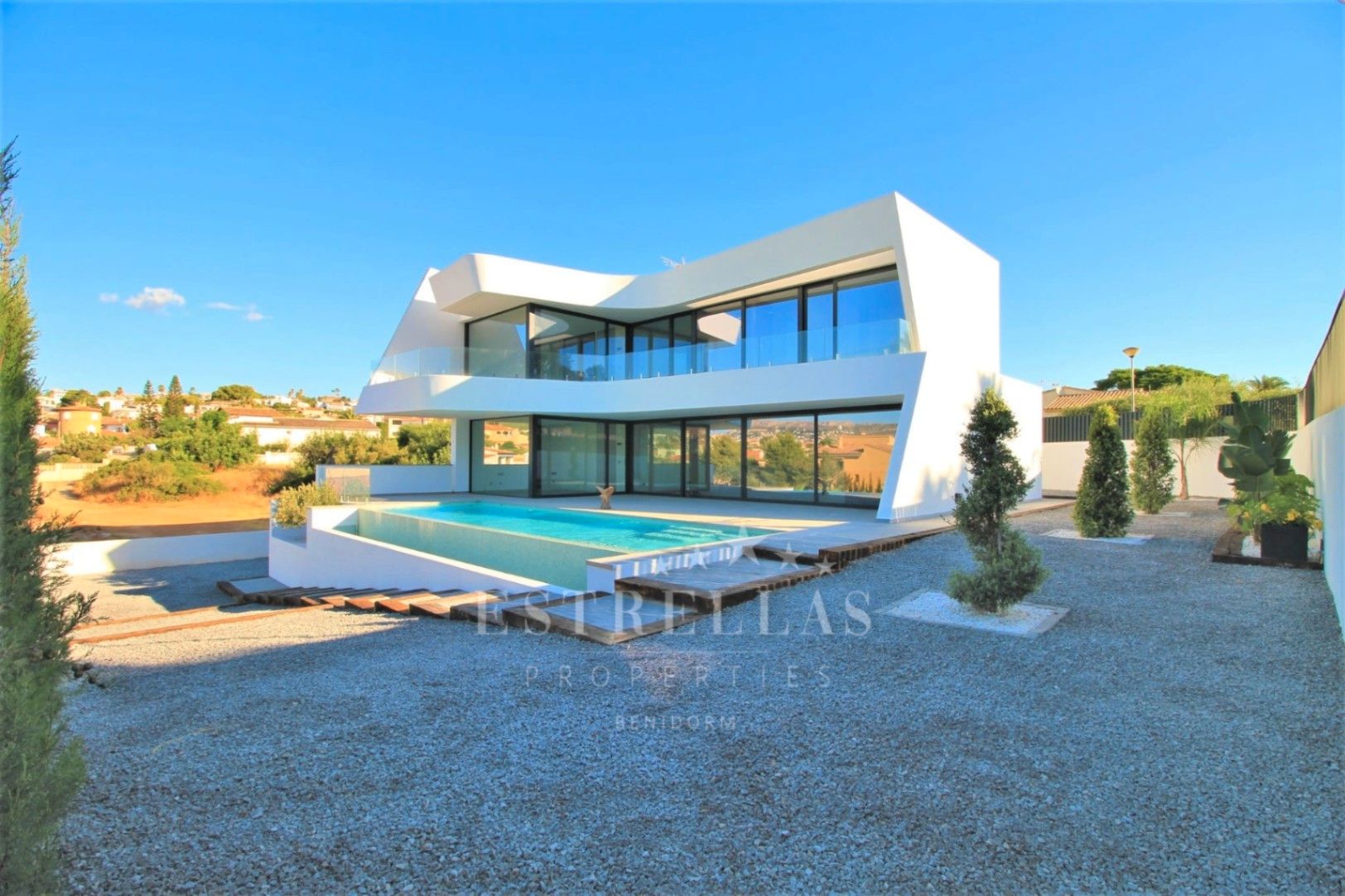 Vista exterior de Casa o xalet en venda en Calpe / Calp amb Aire condicionat, Calefacció i Jardí privat