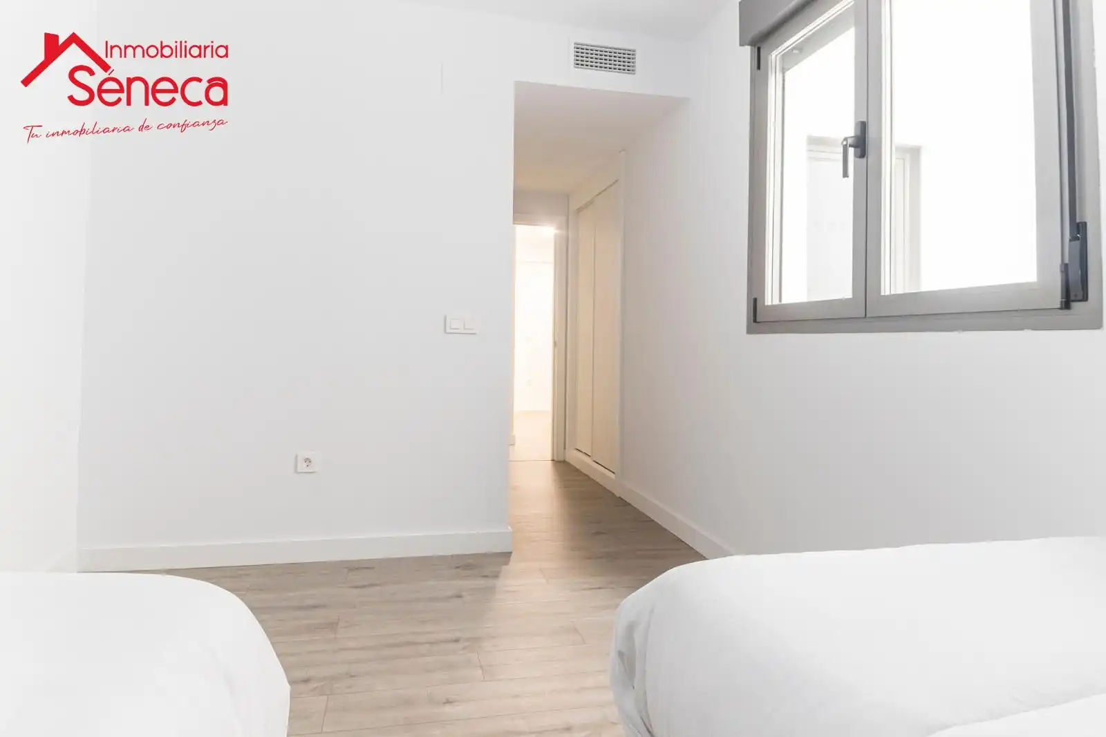 Schlafzimmer von Wohnung zum Verkauf in Córdoba mit Klimaanlage, Heizung und Abstellraum