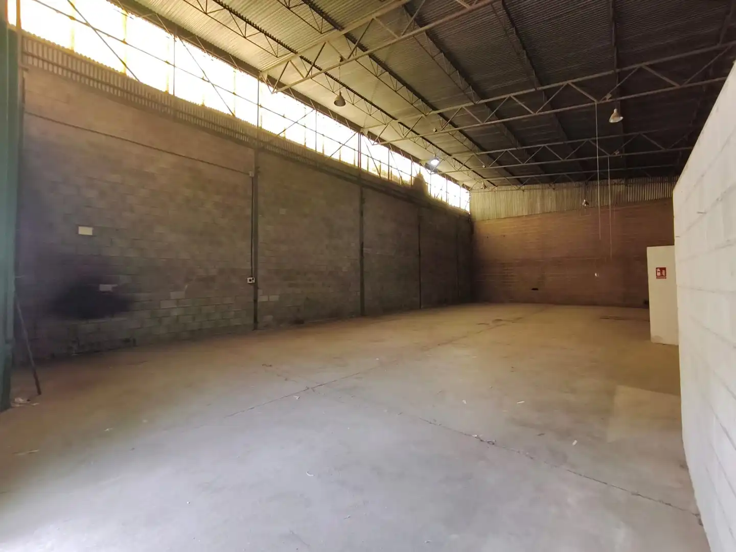 Nau industrial de lloguer en Córdoba