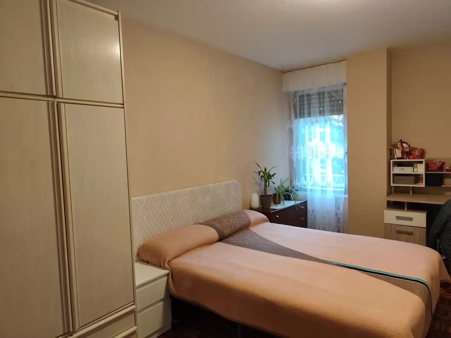 Habitación de Piso en venta en  Pamplona / Iruña con Terraza