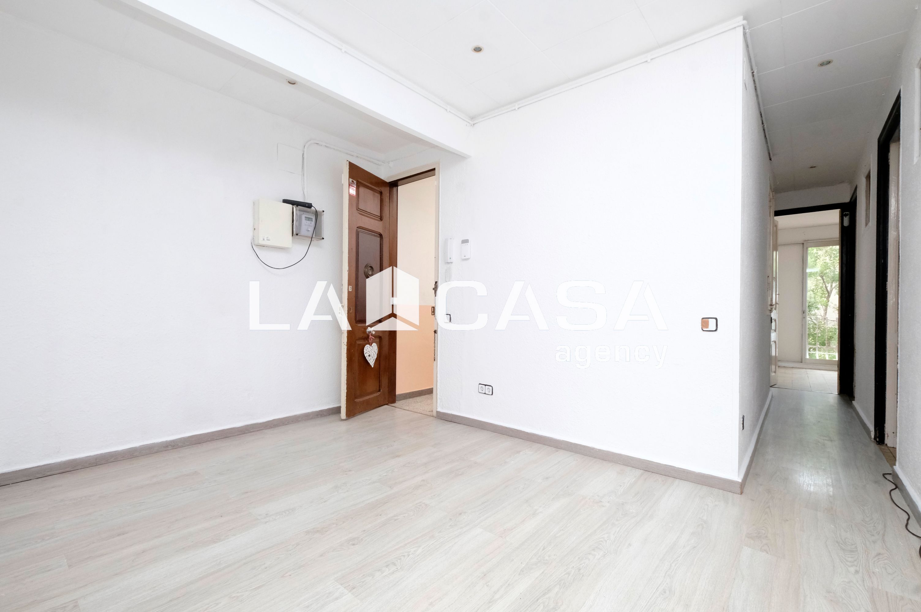 Flat for sale in  Barcelona Capital  with Balcony