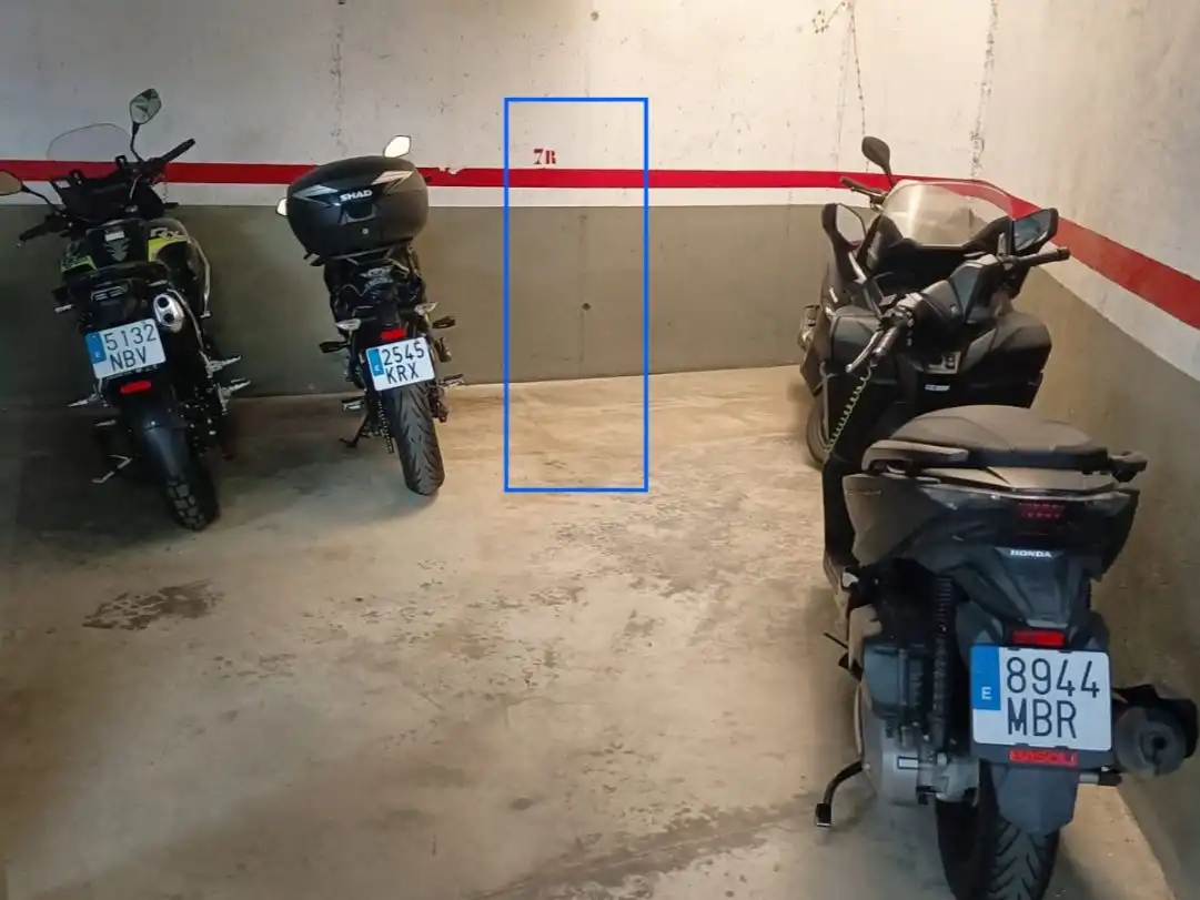 Moto en alquiler en Carrer del Nord 24