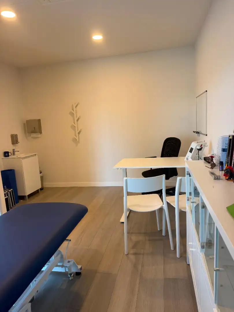 Gewerbefläche zur Miete in Calle de los Mártires 3, imagen 2
