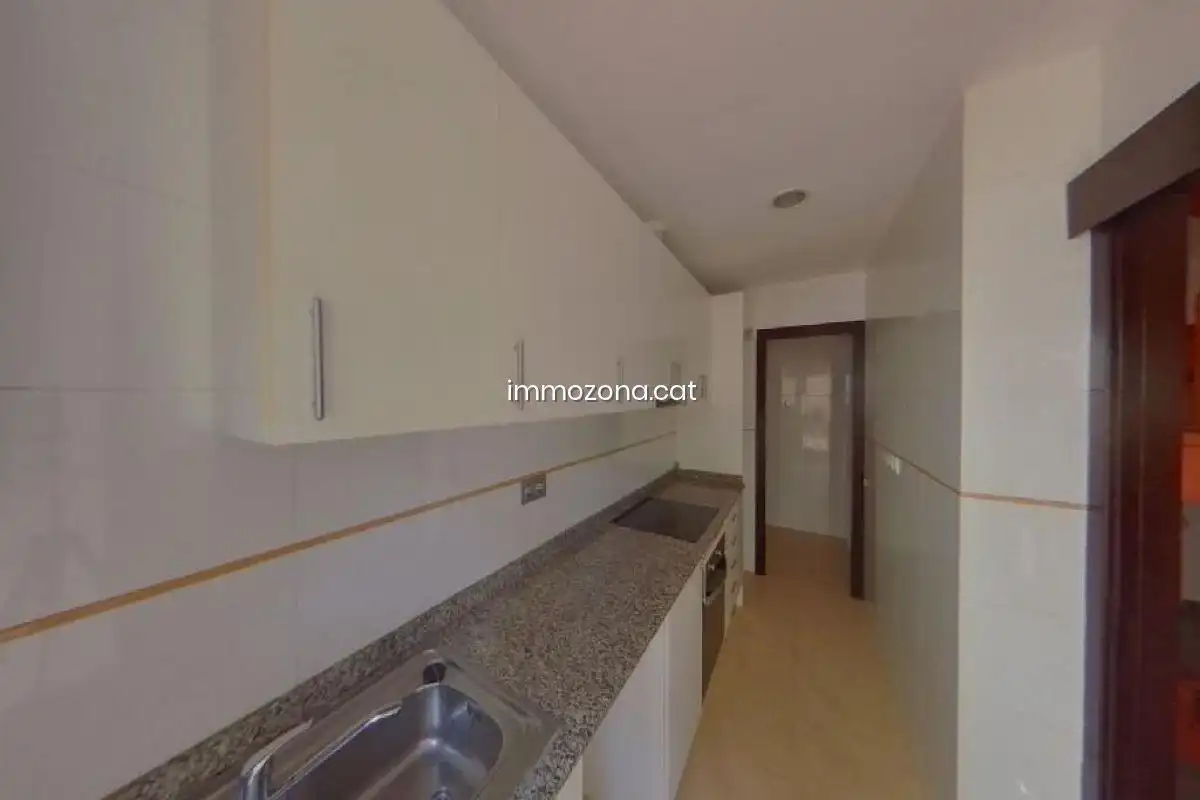 Duplexes for sale in Carrer Giralda, Residencial Blanes - Vistamar