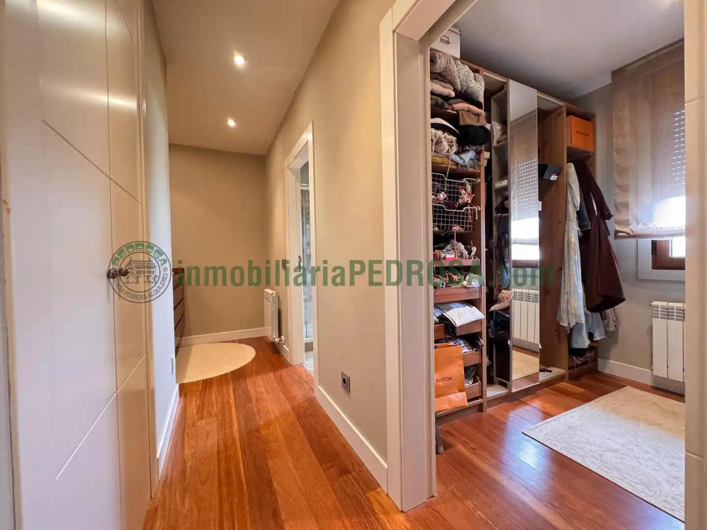 Habitación de Casa o chalet en venta en Pontevedra Capital  con Calefacción, Jardín privado y Terraza