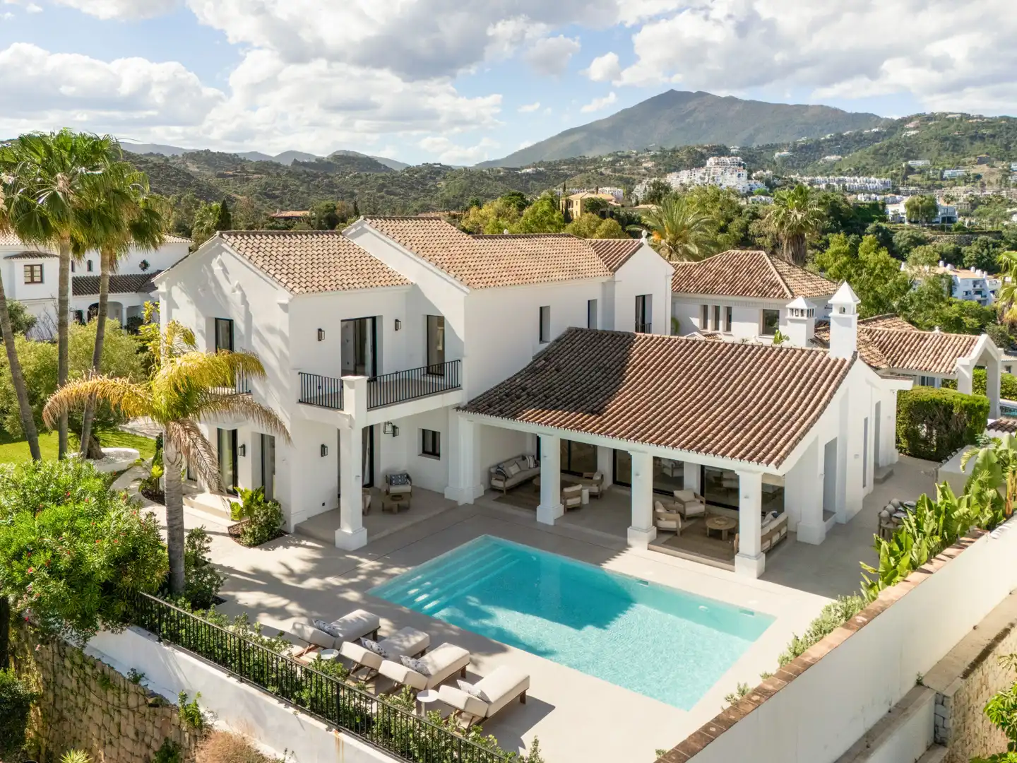 Casa amb piscina en venda a Los Arqueros  - Puerto del Almendro