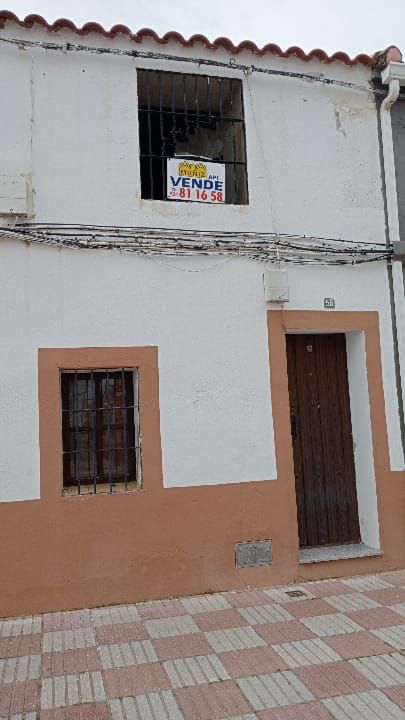 Exterior view of House or chalet for sale in Navalvillar de Pela  with Storage room