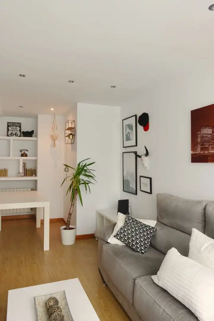 Sala de estar de Piso en venta en Laredo con Calefacción