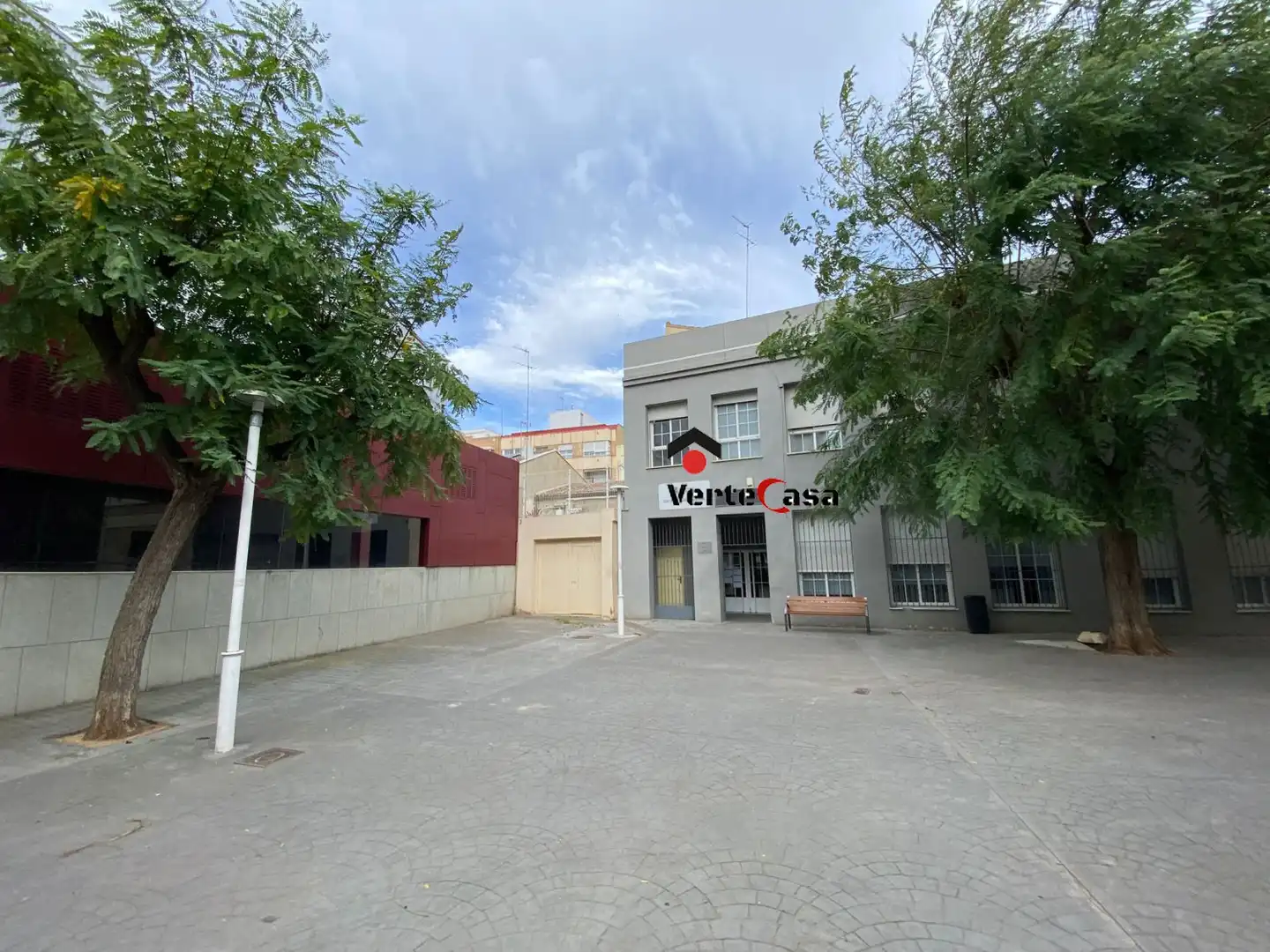 Terrenos y solares en venta en LUIS VIVES, imagen 2
