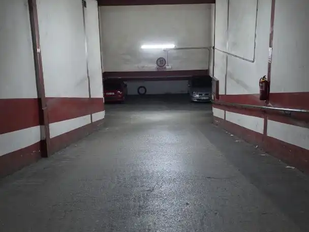 Parking de Garaje de alquiler en Santo Domingo y San Martín 