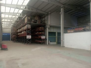 Nave industrial en alquiler en Almeiras